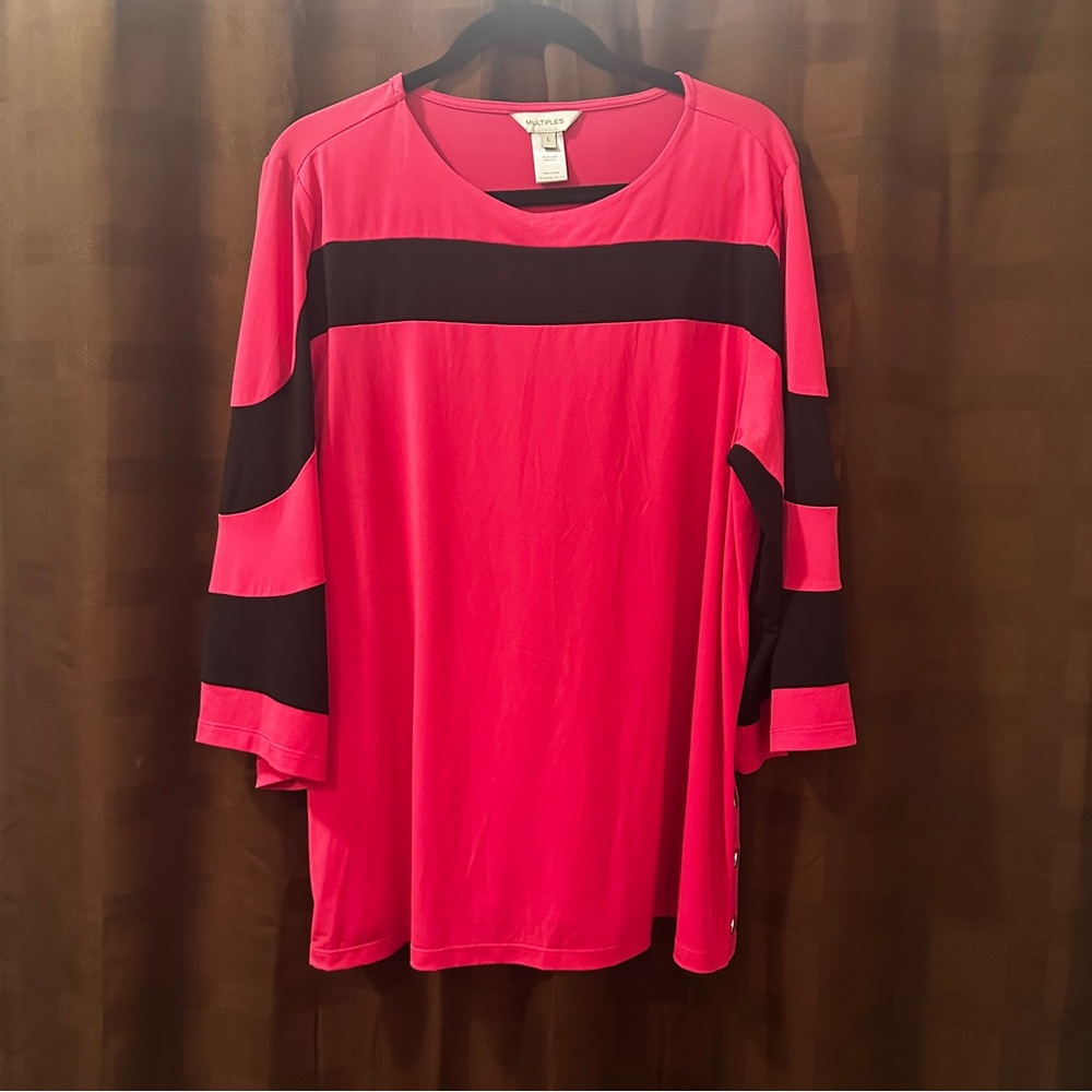 Multiples Top Size Large With Button Side Accent - image 1